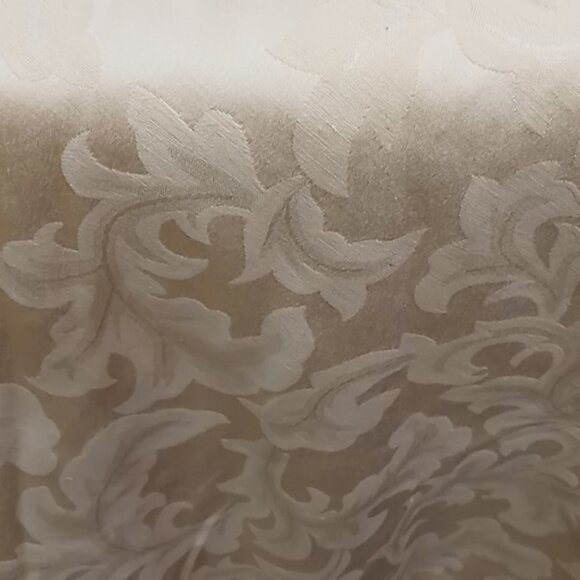 Holiday Christmas Tree Skirt with Fringe - Picture 3 of 6